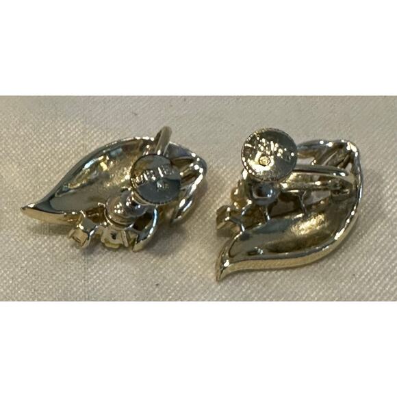 Lisner Vintage Yellow Flower and Rhinestone Earrings signed screw back designer - Picture 4 of 6